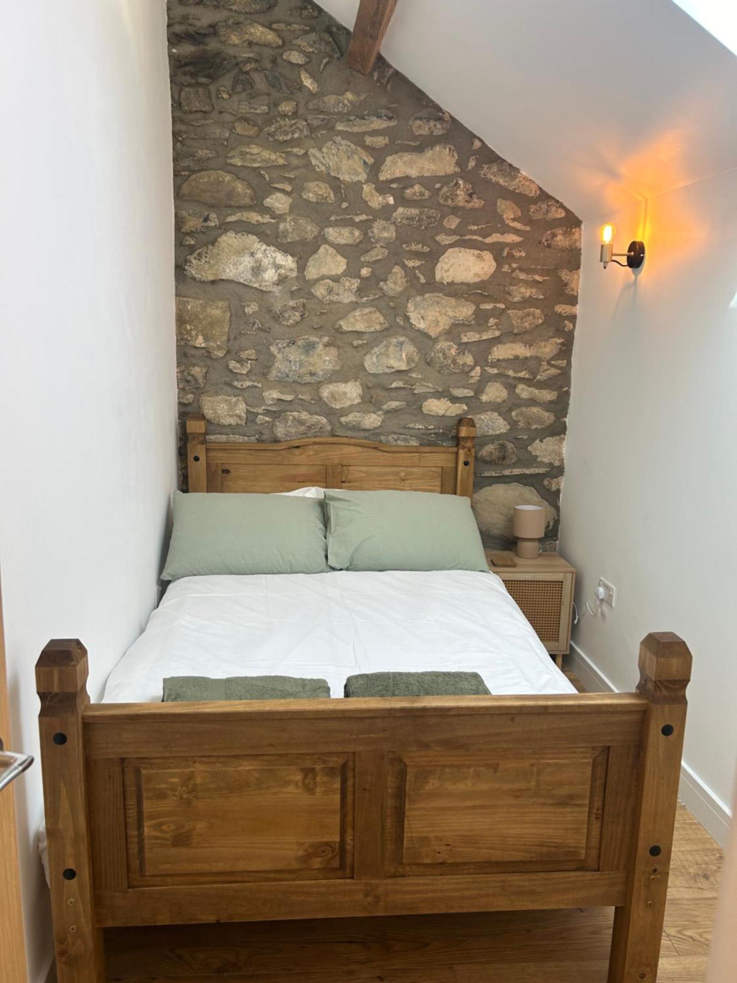 Cosy Modern Miners Cottage Llanllechid Exterior foto